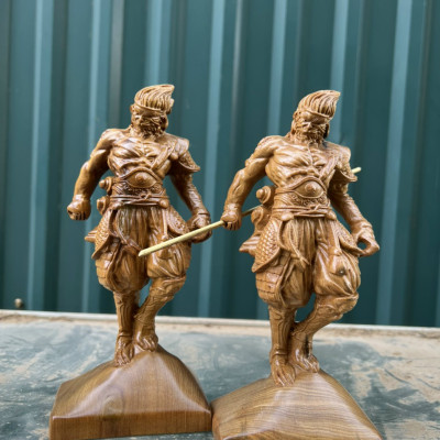 TƯỢNG TÔN NGỘ KHÔNG ( TỀ THIÊN ĐẠI THÁNH ) BẰNG GỖ  BÁCH XANH THƠM NỨC KT 20×8×6CM