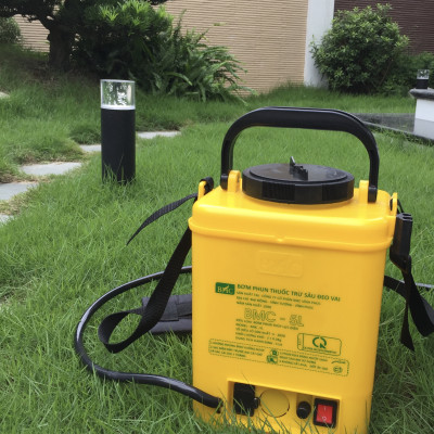 Bơm phun thuốc trừ sâu đeo vai BMC - 5L