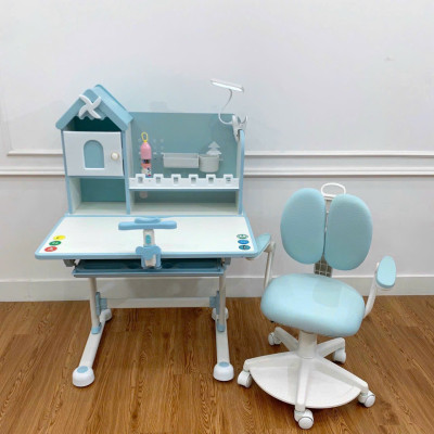 Bộ bàn ghế học sinh tiểu học có giá sách chống gù, chống cận, tay quay, chỉnh góc đến 60 độ CTF10 Juno sofa 