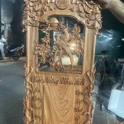 Đốc lịch treo tường trạm khắc cặp chim uyên ương bằng gỗ hương đá vâb đẹp long lanh  kt 37×77×3cm