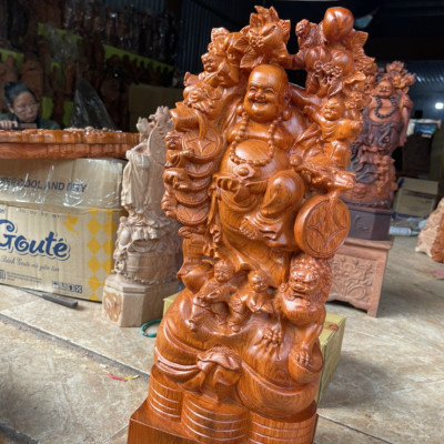 Tượng phật di lặc ngũ phúc vác cành đào bằng gỗ hương đá liền khối kt cao 60×23×14cm