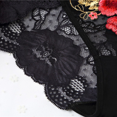 Combo 05 Quần Lót Ren Thêu Hoa Hồng Mềm Mại Quyến Rũ (Giao màu ngẫu nhiên)