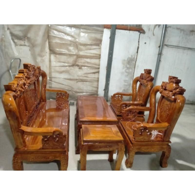 Bộ bàn ghế phòng khách gỗ lim . giá thật