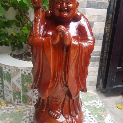 Tượng Gỗ Mỹ Nghệ Phật Di Lặc Đứng Trên Bao Tiền to Chúc Phúc Tay Cầm Như Ý dãy tiền Size Cao 80cm Đk 30cm Sâu 20cm Anh Chị Trưng Bày Phòng Khách ở Nhà , Công Ty, cửa hàng quà biếu tặng ạ