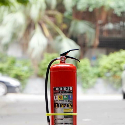 Bình chữa cháy xách tay Tomoken Bột ABC 8kg có kiểm định 