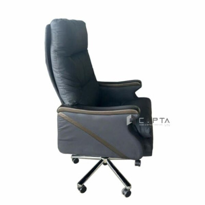 Ghế giám đốc có gác chân CR4122-P Nội thất Capta Ghế văn phòng nệm dày có ngả lưng nệm ghế PVC màu đen và nâu bò ghế xoay nâng hạ chân thép mạ chrome bóng Luxury Oficial chair 