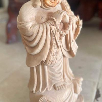 Tượng phật di lặc chúc phúc bằng gỗ ngọc am thơm nức kt cao 55×24×17cm 