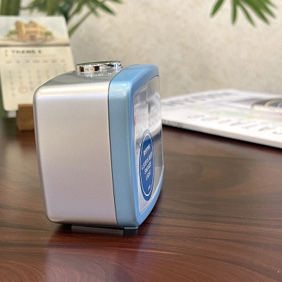 Đồng hồ Rhythm CRE222NR04 Kt 9.1 x 7.2 x 4.4cm, 95g. Vỏ nhựa. Dùng Pin.