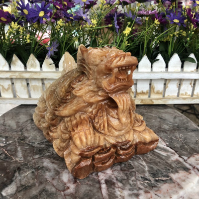 Tượng Long Quy ( Rùa đầu Rồng ) đứng trên thỏi vàng phong thủy đá cẩm thạch vân gỗ - Dài 15 cm