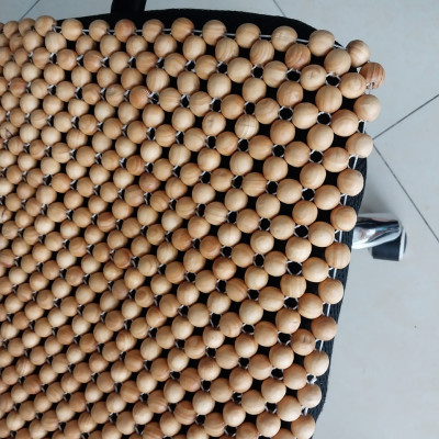 Lót ghế văn phòng Tấm lót ghế vuông hạt gỗ Thông cao cấp KT 45x45cm hạt 18li dùng cho ghế văn phòng