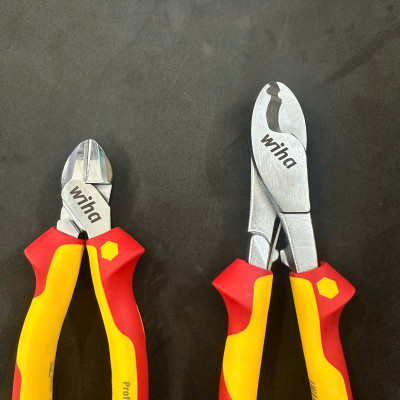 Bộ Kìm cắt cáp 43662 và Kìm cắt Wiha 43340 cách điện 1000V.