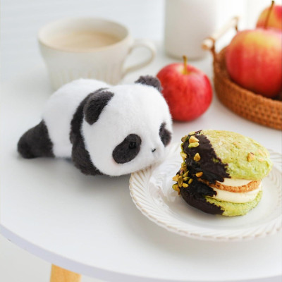 Đồ Chơi Thú Bông Panda Roll Lying Down Magnetic Shoulder - 52Toys