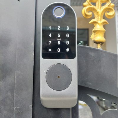 Khóa thông minh G02R- 2 Mặt vân tay trong ngoài + Remote ( không chống nước) - Hàng nhập khẩu