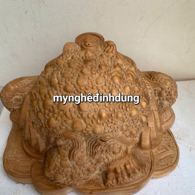 Tượng Cóc thiềm thừ phong thủy cầu tài lộc bằng gỗ ngọc am thơm nức 29x19x16cm 