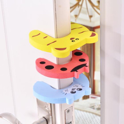 Miếng Xốp Cài CHẶN CỬA HÌNH THÚ Đáng Yêu Chống Kẹp/Kẹt Tay Bé - Chống Va Đập Cửa Sập, Chặn Gió - Hàng chính hãng ( Giao họa tiết ngẫu nhiên)
