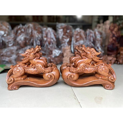 Cập tượng tỳ hưu phong thủ hút tài lộc bằng gỗ hương đá kt 20×17×8.5cm