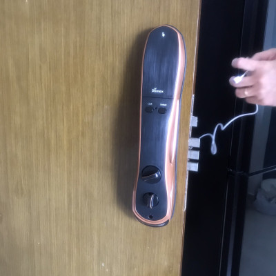 Khóa vân tay thông minh tự động DEMAX SL668 AC