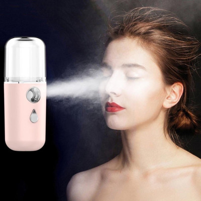 Sản phẩm dụng cụ trang điểm làm đẹp -Xịt khoáng nano , phun sương  mặt , mini cầm tay ,giúp giữ ẩm , mịn màng ,mát mẻ , không bị khô , nhỏ gọn dễ mang theo 