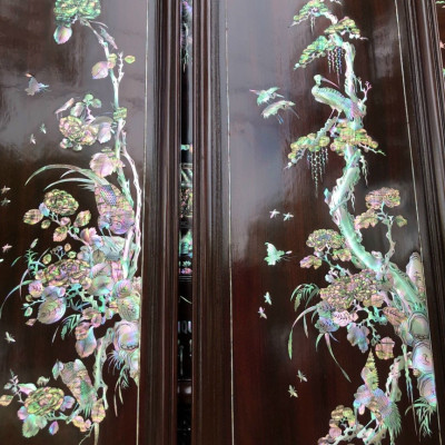 Bộ tranh gỗ gụ kết hợp khảm ốc đỏ tích, tứ quý bốn mùa trong ,xuân ,hạ, thu ,đông ,và được làm mầu mận chín giả cổ kt 30×107cm + ván khung dầy tổng  4cm 