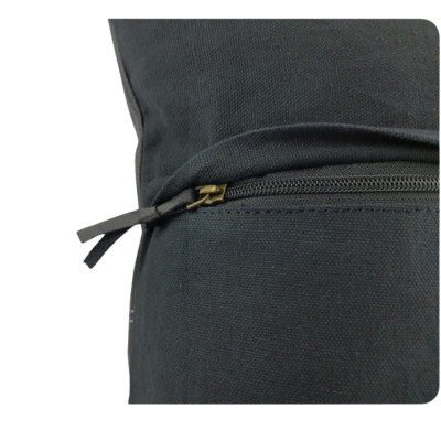 Gối tựa lưng ô tô, gối tựa đầu đa năng, gối sofa cao cấp Macsim kích thước 40cm x 40cm màu đen