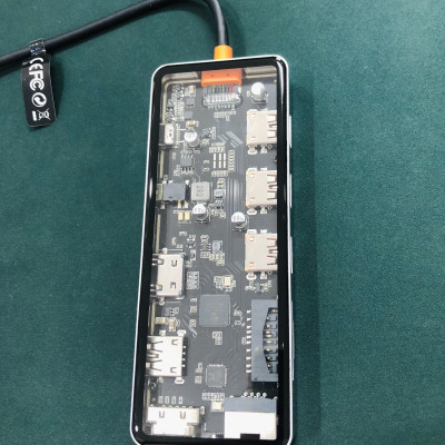 Hub Wiwu Cyber 11in1 USB-C CB011 kết nối nhiều thiết bị hơn với nhiều cổng, thiết kế trong suốt xuyên thấu chi tiết bên trong - Hàng chính hãng
