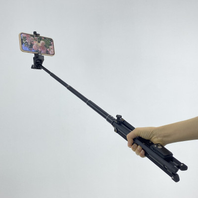 Gậy Chụp Hình Tripod 3 Chân Đa Năng 1688 Có Remote Bluetooth - Gậy Tự Sướng Kiêm Chân Đế Kẹp Điện Thoại, Máy Ảnh