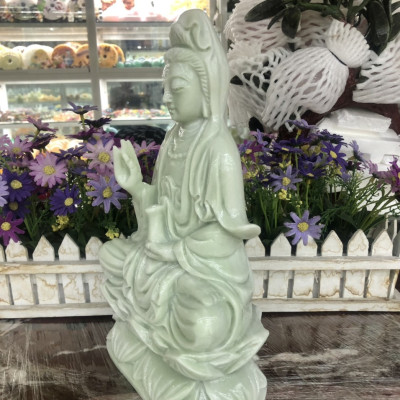 Tượng Phật Bà Quan Thế Âm Bồ Tát ngồi đài sen cầu bình an đá cẩm thạch trắng xanh - Cao 30 cm