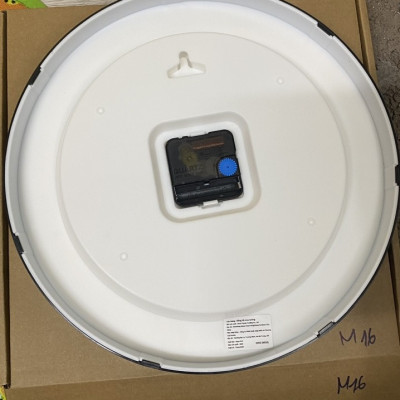 Đồng hồ treo tường - M6