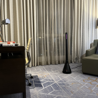 Quạt Tháp 2 Chiều Sưởi Ấm Làm Mát Và Bù Ẩm ULTTY SKJ-CR018HM. Chất Liệu Sưởi Gốm Ceramic Không Đốt Cháy Oxi. Bù Ẩm Không Khô Da Tự Động Tắt Khi Quá Nhiệt - Hàng Chính Hãng