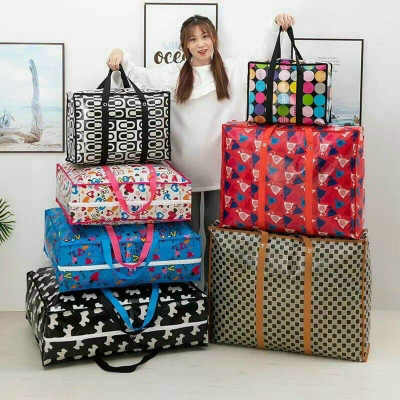 Túi bạt vuông đựng hành lý , chăn quần áo kích thước lớn 50 x 35 x 20 cm ,dây kéo 2 đầu , cạnh túi được bo viền có quai xách 2 bên chắc chắn giúp dễ di chuyển ,chống thấm nước , phù hợp đựng hành lý đi chơi xa, dã ngoại