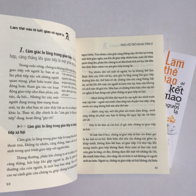 Combo 2 cuốn: Làm Thế Nào Để Kết Giao Với Người Lạ + Bí Mật Sau Những Hành Vi Nhỏ có bookmark