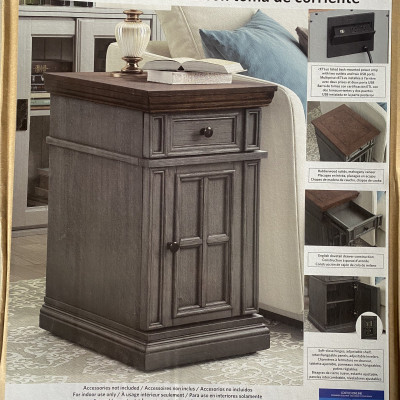 Tủ ngăn kéo tích hợp ổ điện Kích thước Ngang 35.5 x Sâu 45.7 x Cao 63.5 cm Nội thất Juno Sofa