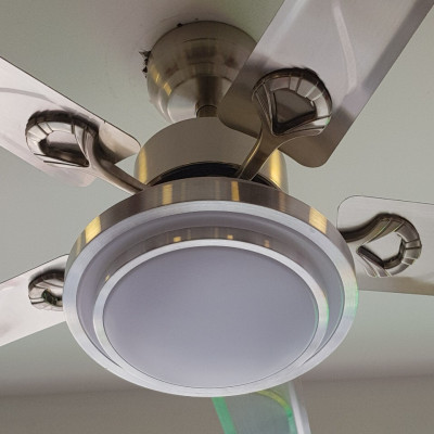 Quạt trần cánh thép, có điều khiển từ xa, có đèn trang trí 52KSI - 506
