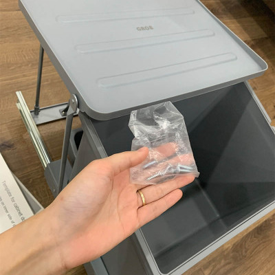 Thùng rác âm tủ bếp nhấn mở tự động cam kết chính hãng Grob