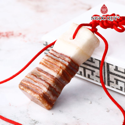 Trang trí ôtô viên đá thịt ba rọi - Ngọc Quý Gemstones