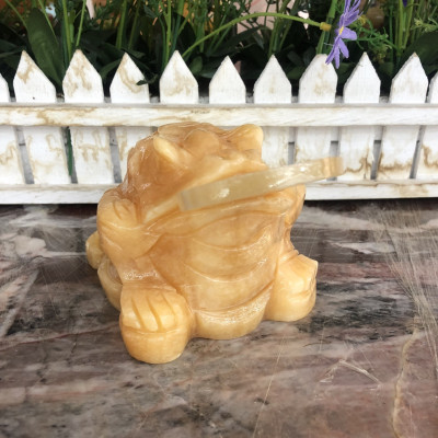 Tượng Cóc Ba Chân, Cóc Ngậm Tiền, Thiềm Thừ phong thủy chiêu tài lộc đá ngọc hoàng long - Dài 10 cm
