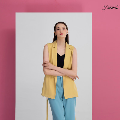 Áo vest vàng lụa bố, khuy cài Maxivic M022406