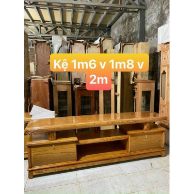 kệ tivi gỗ tự nhiên giá thật