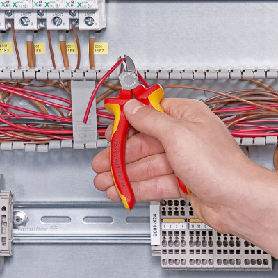 Kềm Cắt Mũi Thon Diagonal Knipex 70 06 125 Lưỡi Tôi 62 HRC, Cộng Lực 20%, Chiều Dài 125mm & Tay Cầm Cách Điện VDE 1000 Volt - Sản Xuất Tại Đức