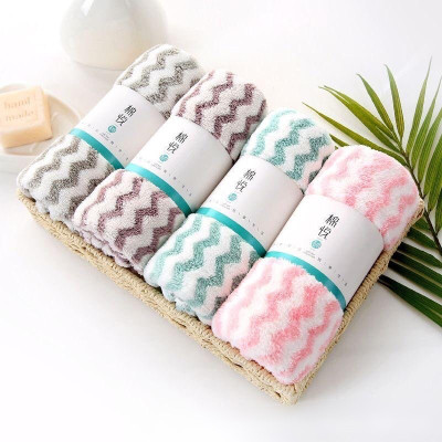 Combo  5 cái khăn lau mặt lông cừu Hàn Quốc .50 x 30cm ,  kẻ sọc nhiều màu ,  được cuộn tròn , sợi bông mềm mại cao cấp dùng rất tiện dụng 