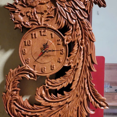 Tranh đồng hồ treo tường khắc phu thê viên mãn bằng gỗ  hương đá kt 60x36x3cm 