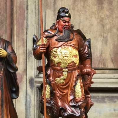 Tượng quan công trấn ải bằng gổ hương đá pu giả cổ kt cao 60cm 