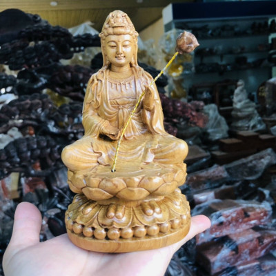 Tượng phật mini đại thế chí bồ tát bằng gỗ bách xanh thơm nức kt cao 15×9×9cm