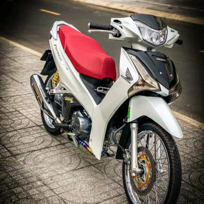 mặt nạ Fuled để gắn rổ cho xe fuled 2018-2024