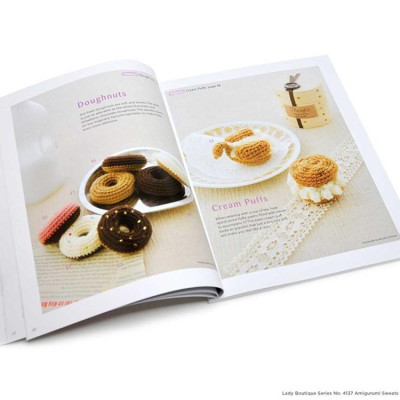 Sách - Amigurumi Sweets : Crochet Fancy Pastries and Desserts! by Miyuki Ichikawa (US edition, paperback)