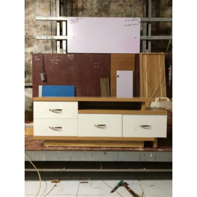 kê tivi gỗ min giá thật