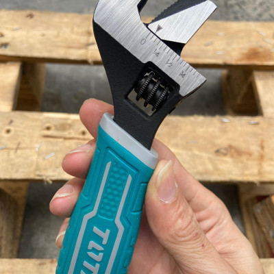 CỜ LÊ ĐIỀU CHỈNH 2 TRONG 1 SIZE 156MM TOTAL THT1016S - HÀNG CHÍNH HÃNG