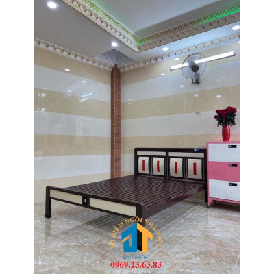 Giường sắt hộp kiểu giả gỗ ĐẠI THÀNH 1m6 x 2m