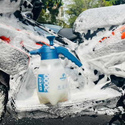 BÌNH XỊT BỌT TUYẾT RỬA XE CẦM TAY 7 lít