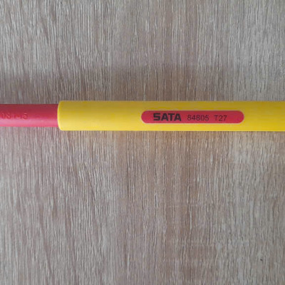 Cờ lê đầu sao torx T27 x 170mm cách điện 1000V VDE SATA 84805